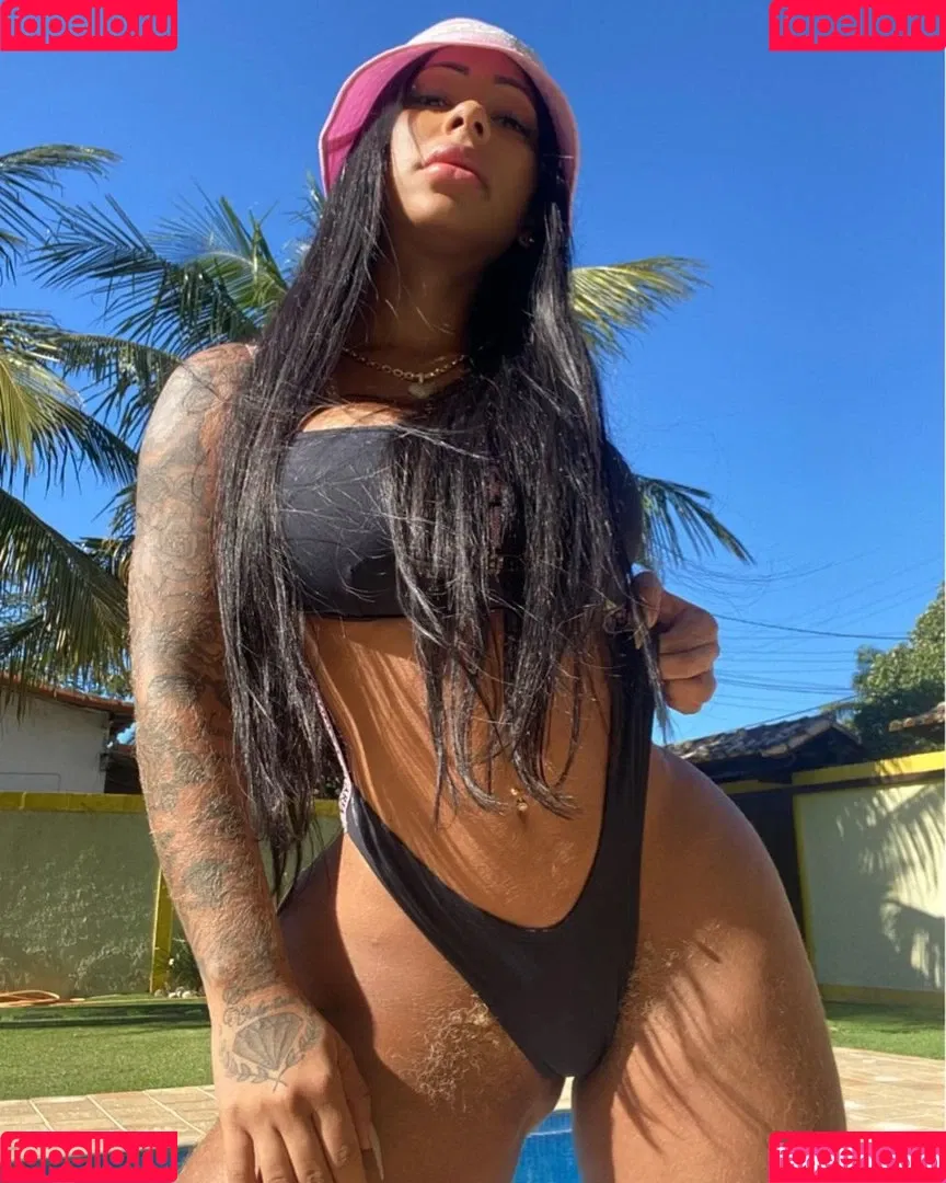 Valentina Ferraz Onlyfans Photo Gallery 