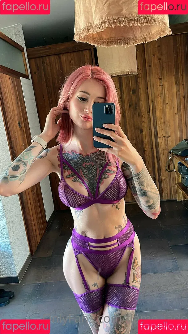 Flame Jade Onlyfans Photo Gallery 