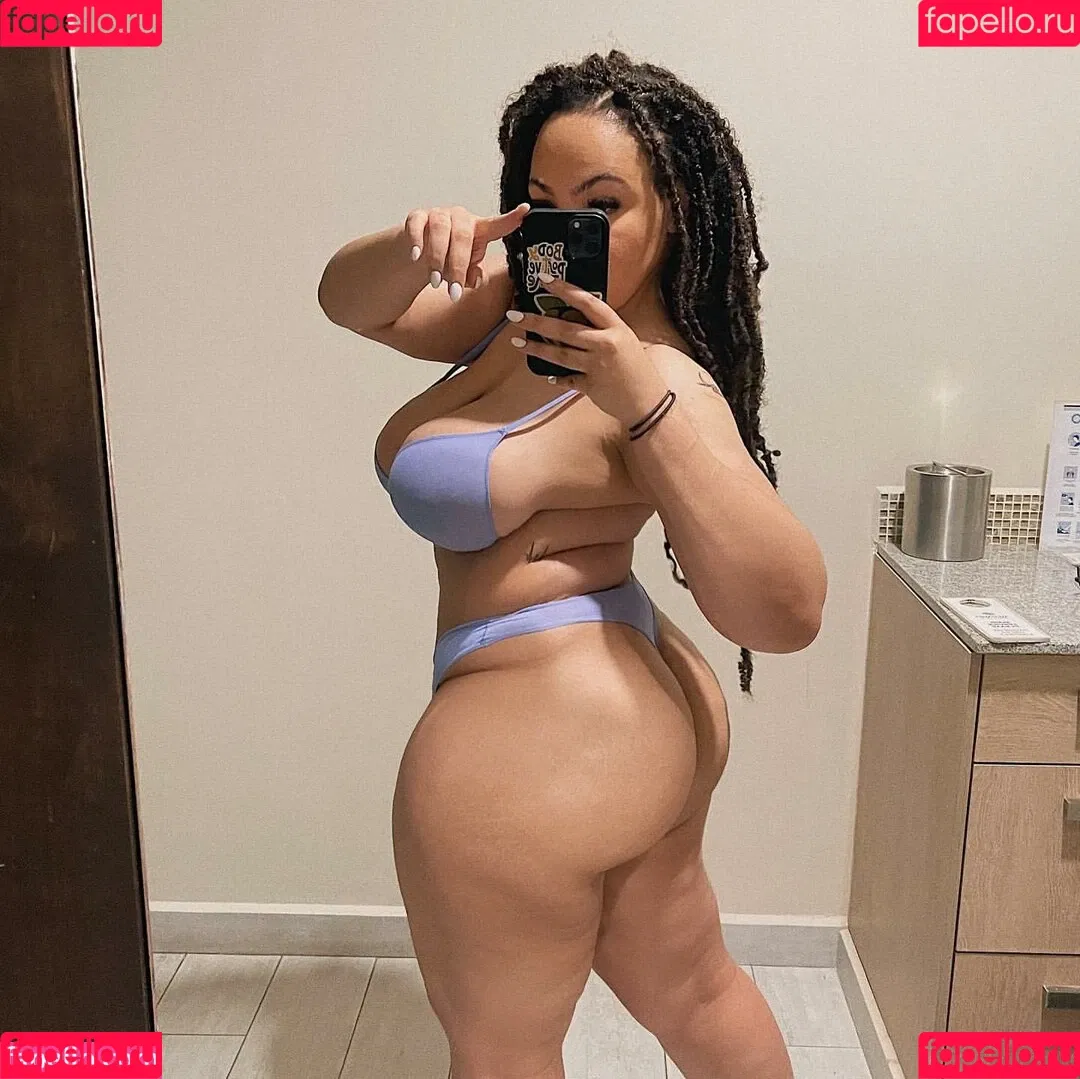 Tanya Mayenge Onlyfans Photo Gallery 