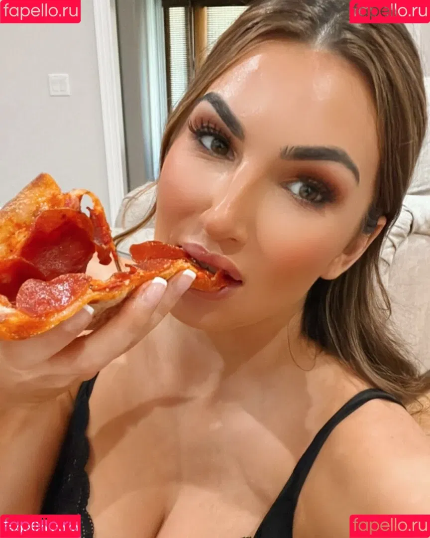 Cassie Lee Onlyfans Photo Gallery 