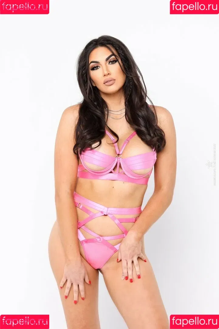 Cassie Lee Onlyfans Photo Gallery 