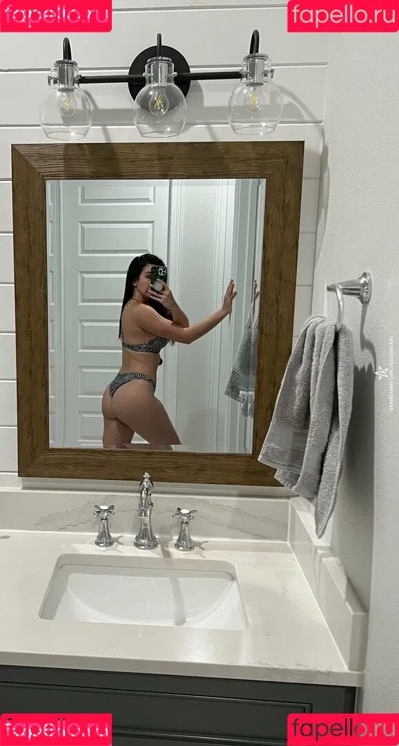 Cassie Lee Onlyfans Photo Gallery 