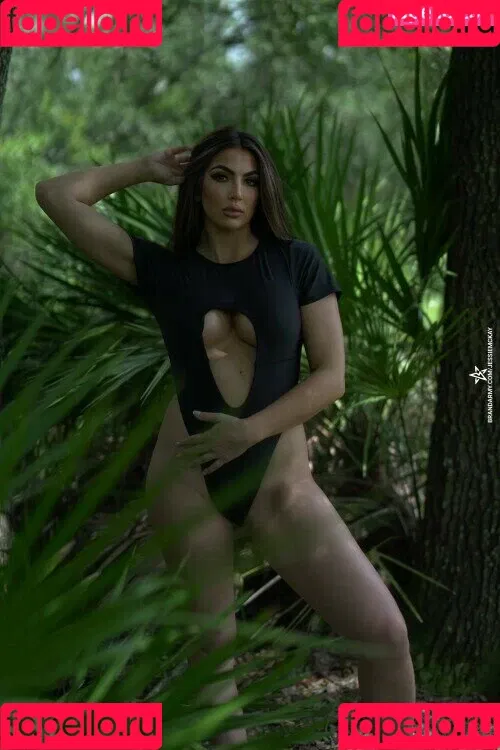 Cassie Lee Onlyfans Photo Gallery 