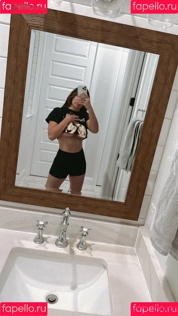 Cassie Lee Onlyfans Photo Gallery 