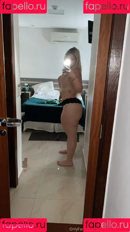 Débora Porto Onlyfans Photo Gallery 