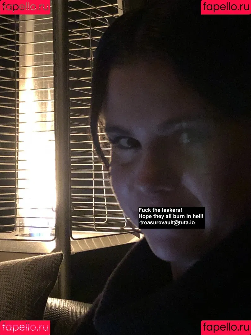 Selena Gomez Onlyfans Photo Gallery 
