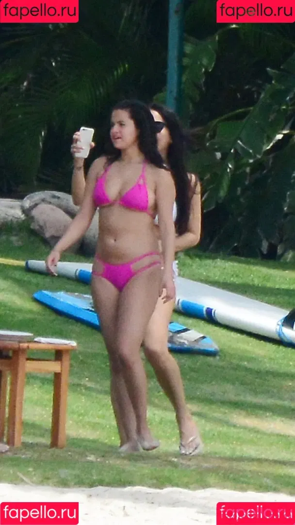 Selena Gomez Onlyfans Photo Gallery 