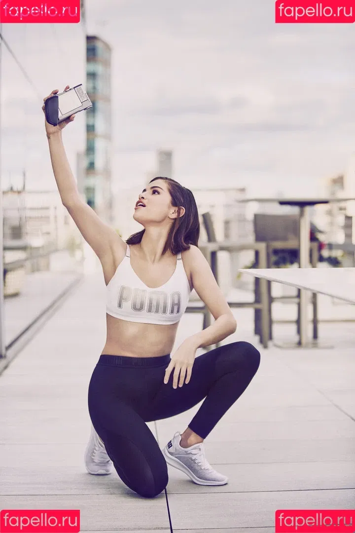 Selena Gomez Onlyfans Photo Gallery 