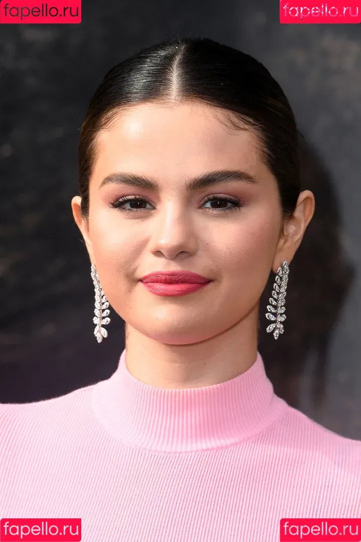 Selena Gomez Onlyfans Photo Gallery 