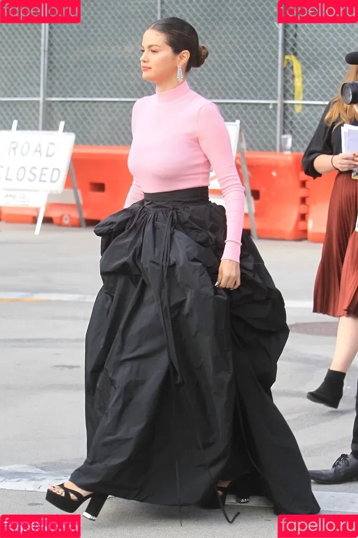 Selena Gomez Onlyfans Photo Gallery 