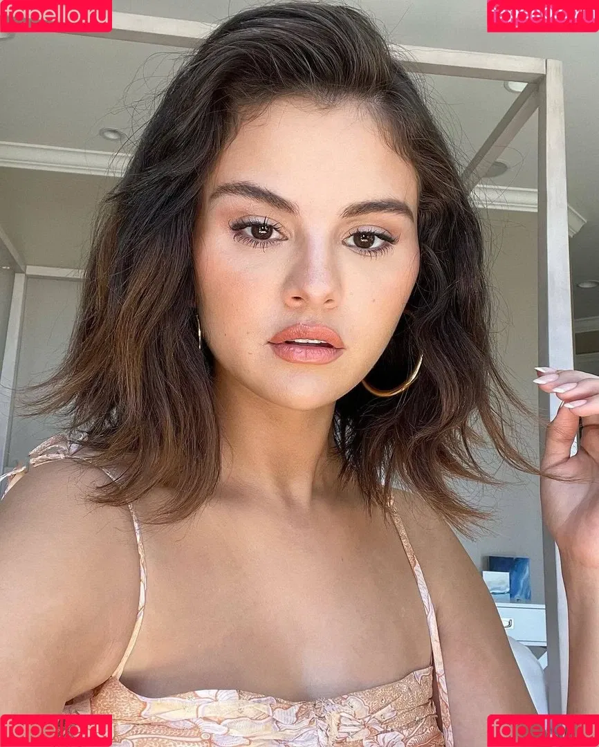 Selena Gomez Onlyfans Photo Gallery 