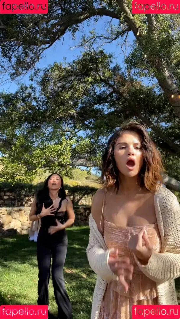 Selena Gomez Onlyfans Photo Gallery 