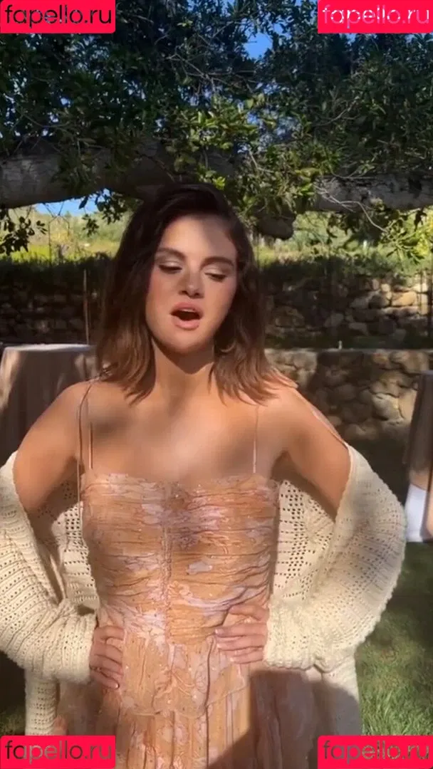 Selena Gomez Onlyfans Photo Gallery 
