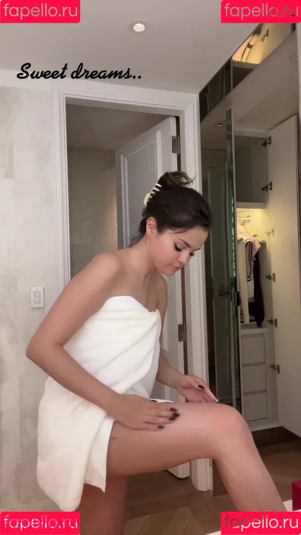 Selena Gomez Onlyfans Photo Gallery 