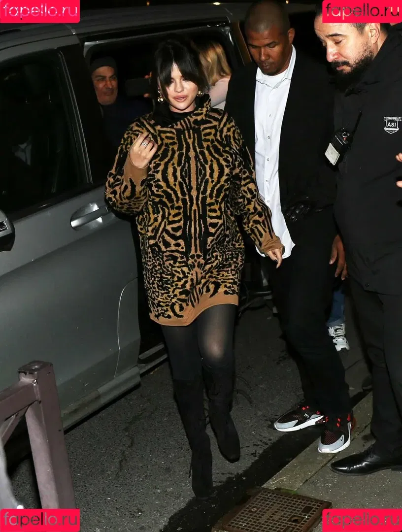 Selena Gomez Onlyfans Photo Gallery 