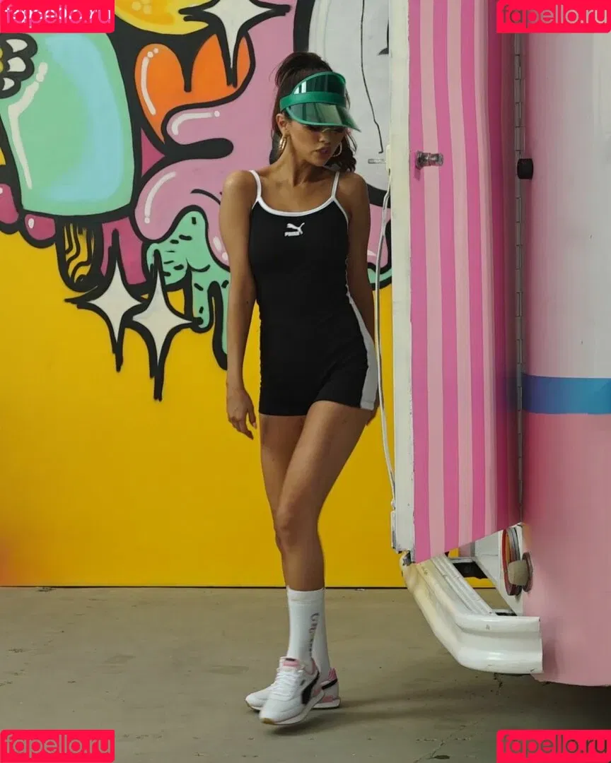 Selena Gomez Onlyfans Photo Gallery 