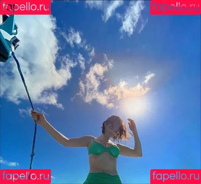 Selena Gomez Onlyfans Photo Gallery 