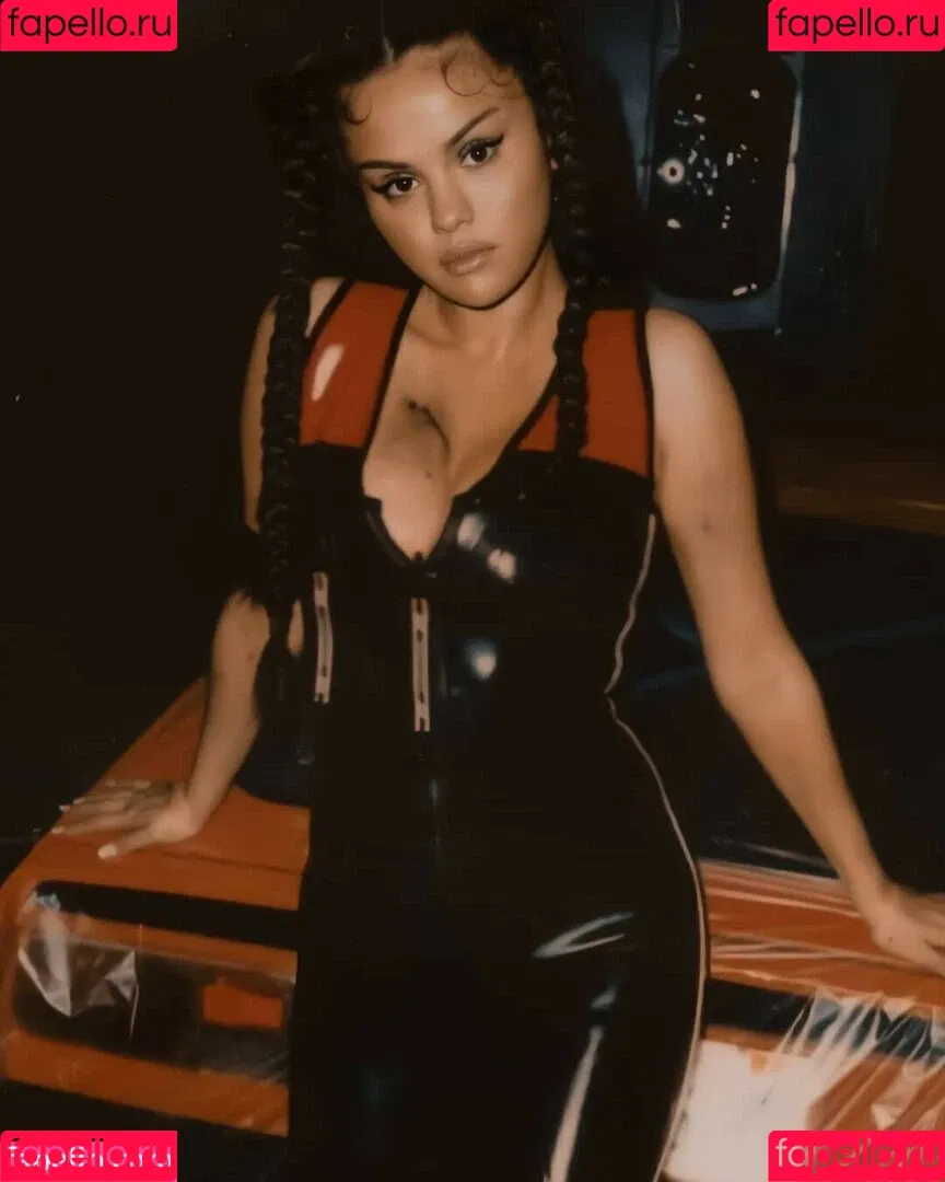 Selena Gomez Onlyfans Photo Gallery 