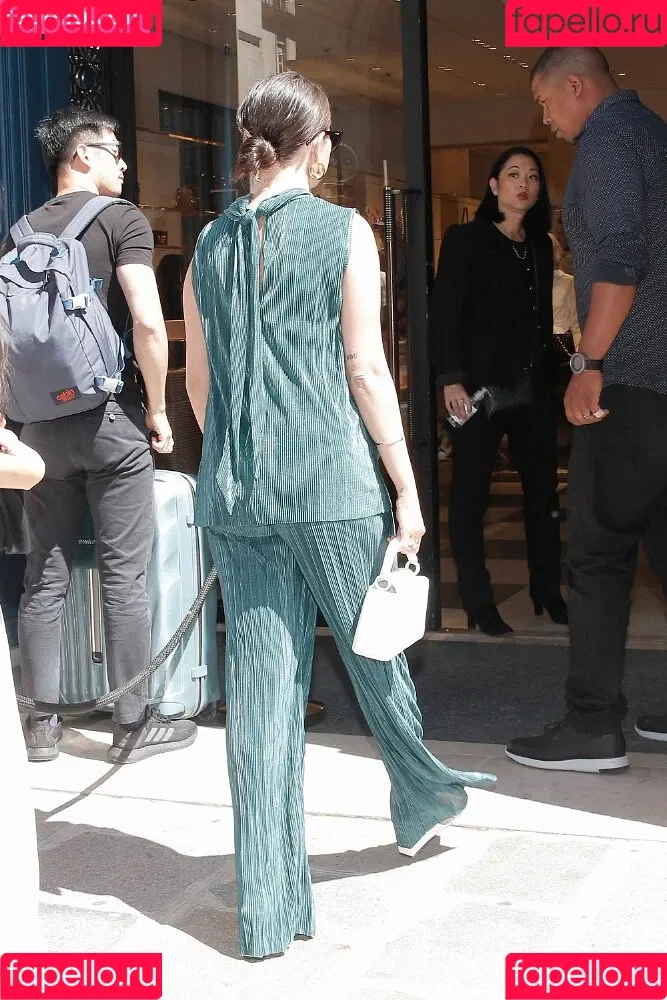Selena Gomez Onlyfans Photo Gallery 
