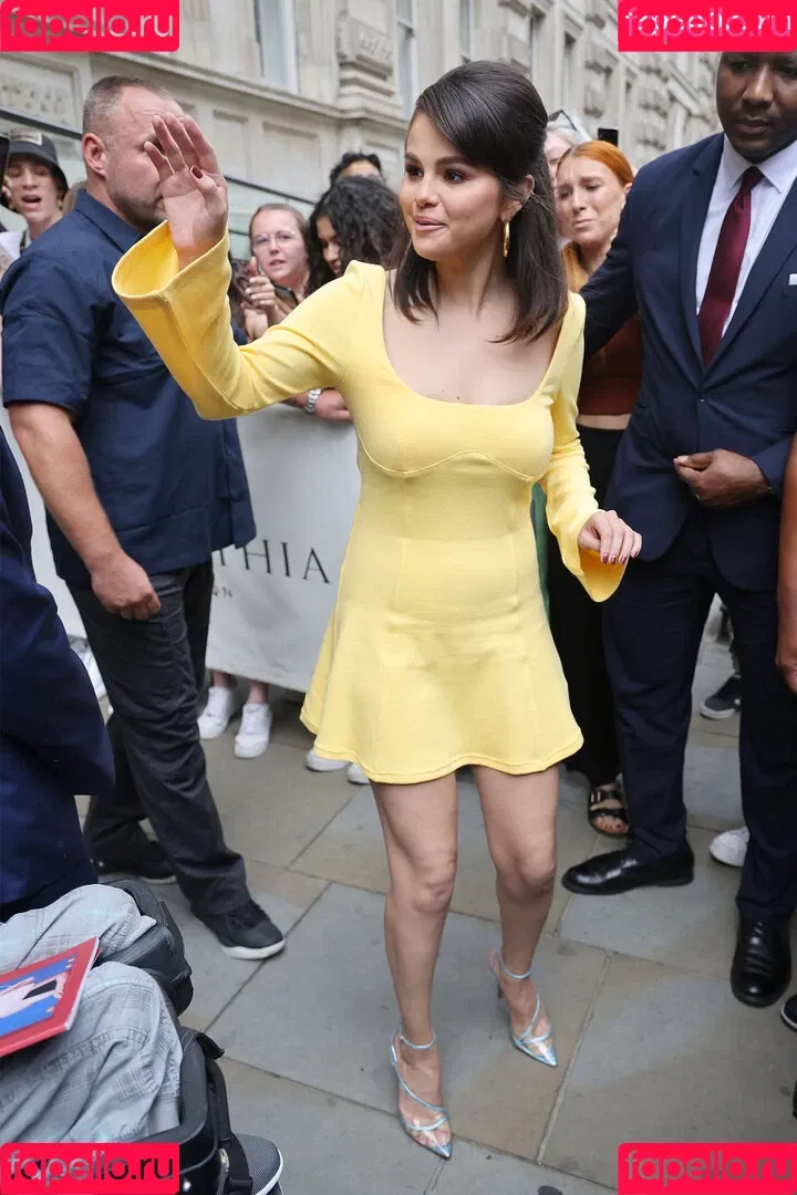 Selena Gomez Onlyfans Photo Gallery 