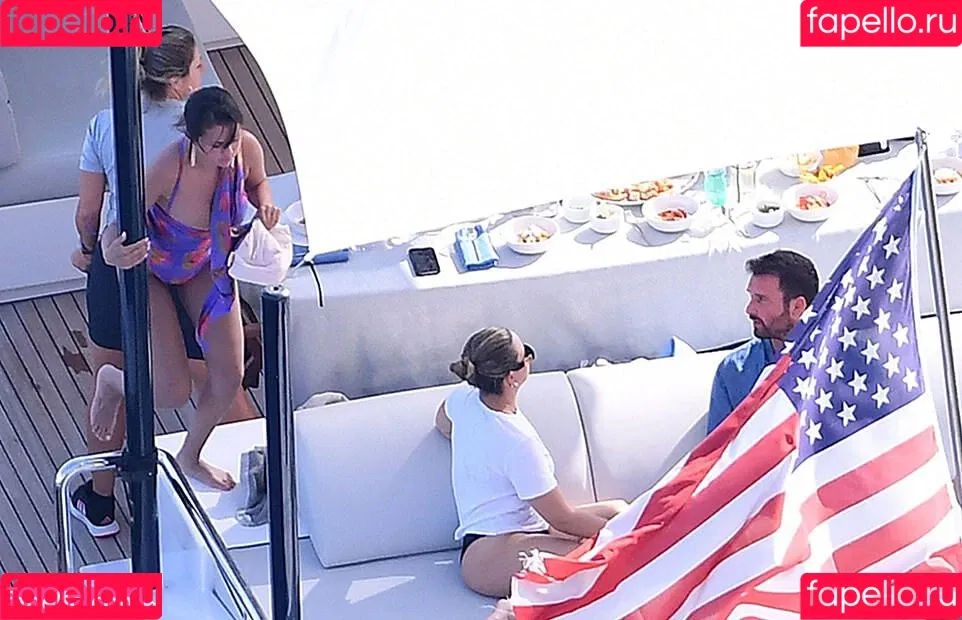 Selena Gomez Onlyfans Photo Gallery 