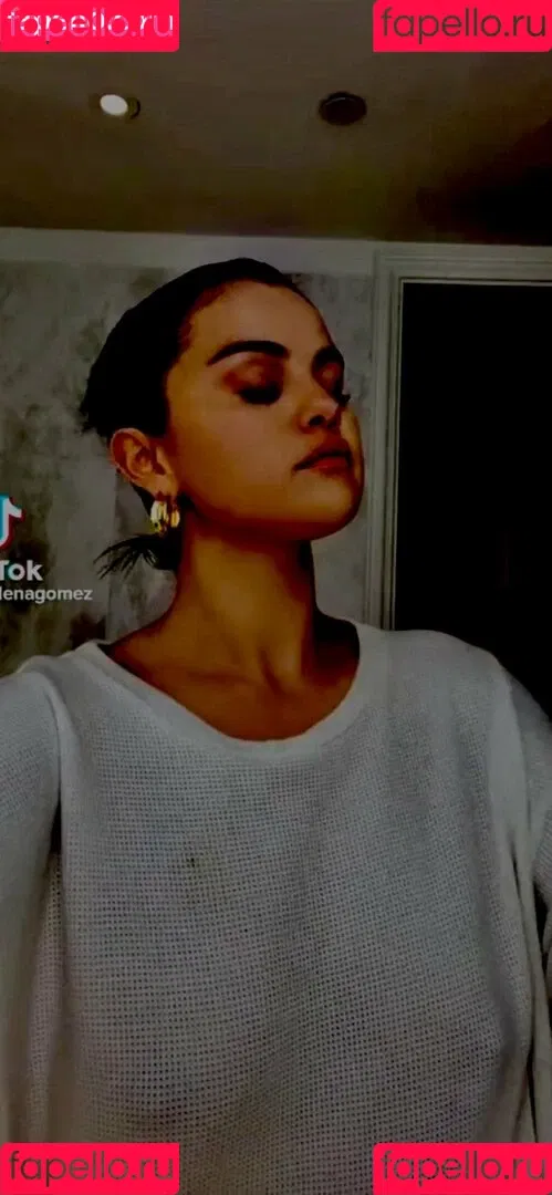 Selena Gomez Onlyfans Photo Gallery 