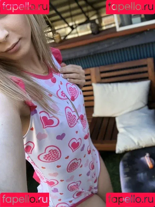 Julie Prim Onlyfans Photo Gallery 