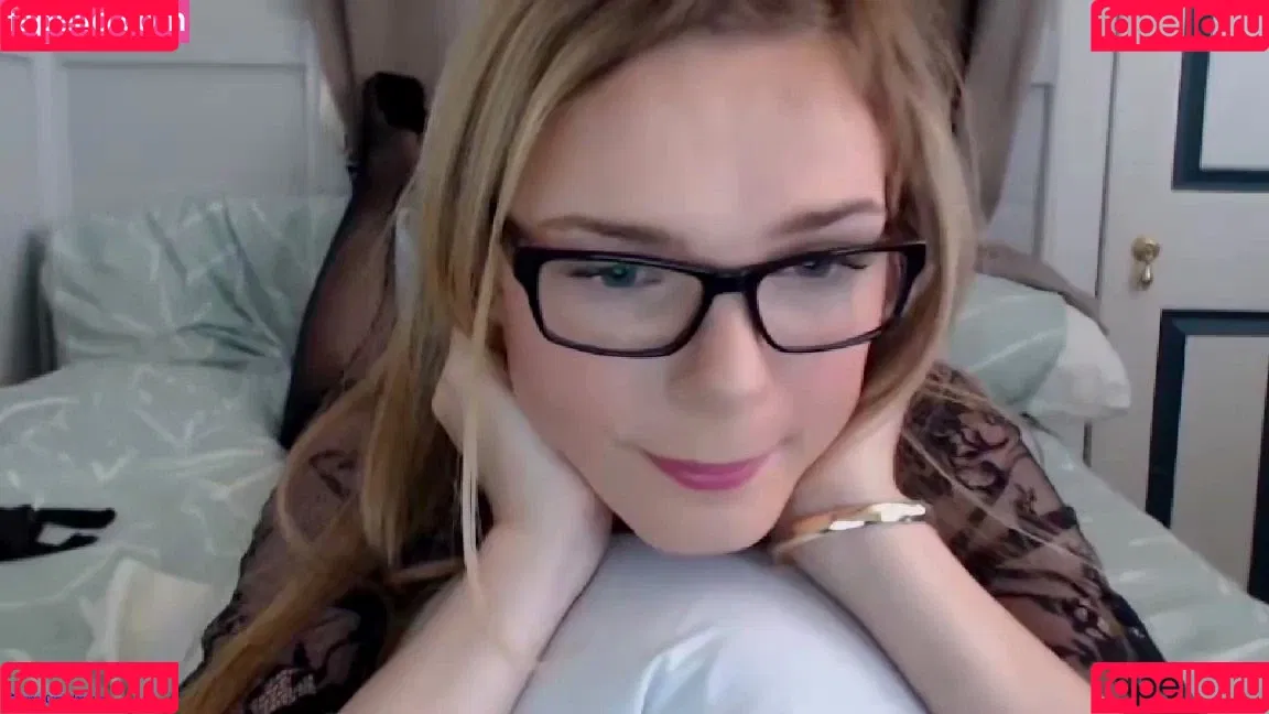 Julie Prim Onlyfans Photo Gallery 
