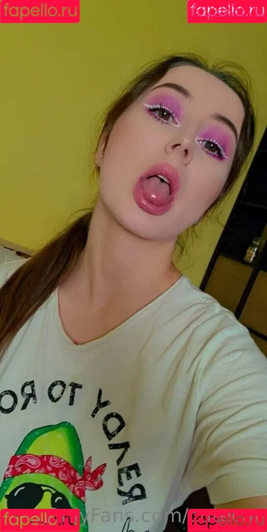 mi_ameli Onlyfans Photo Gallery 