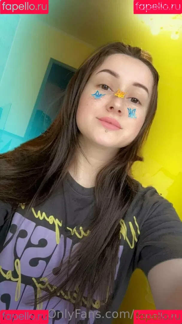 mi_ameli Onlyfans Photo Gallery 