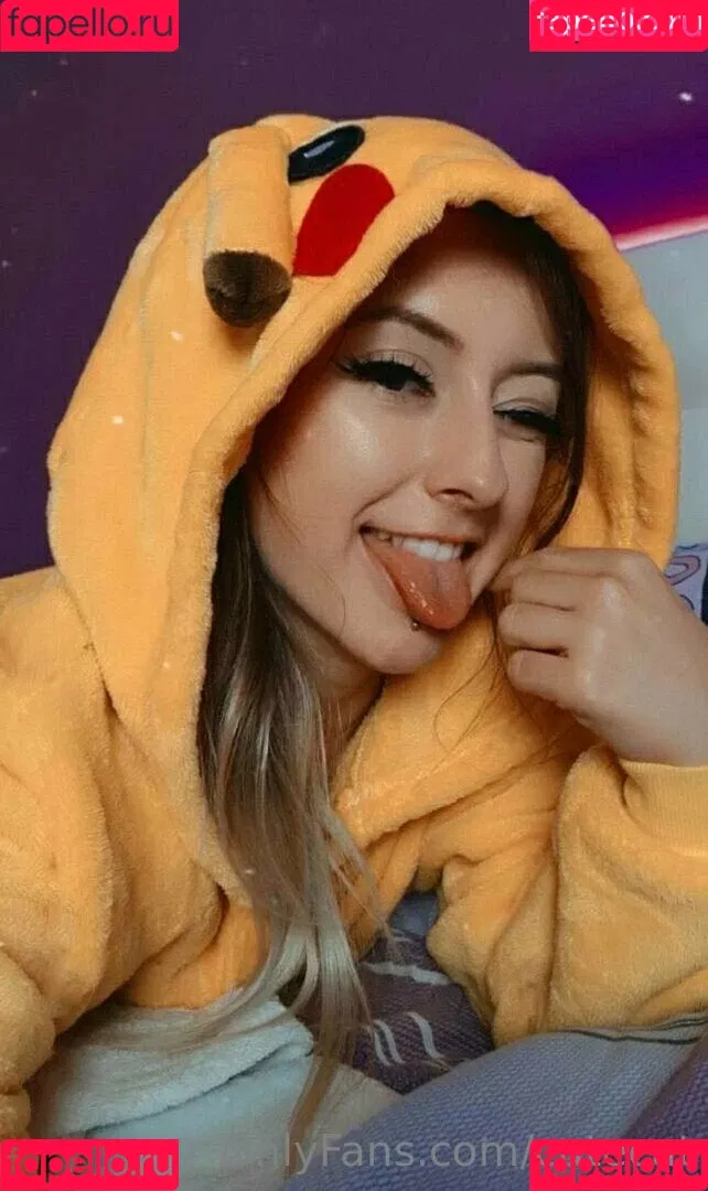mi_ameli Onlyfans Photo Gallery 