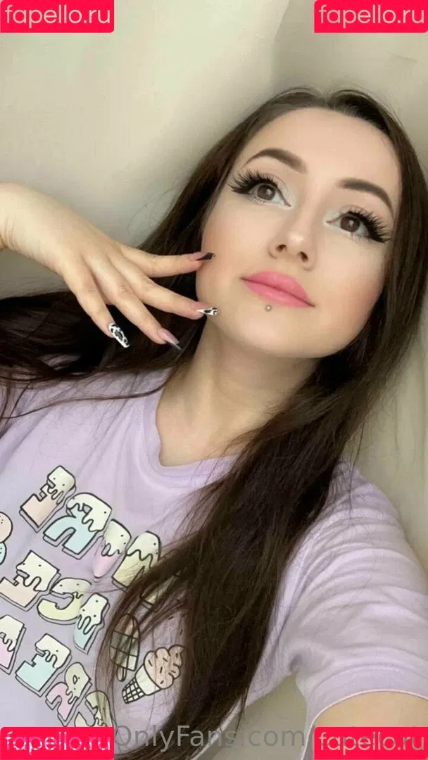 mi_ameli Onlyfans Photo Gallery 