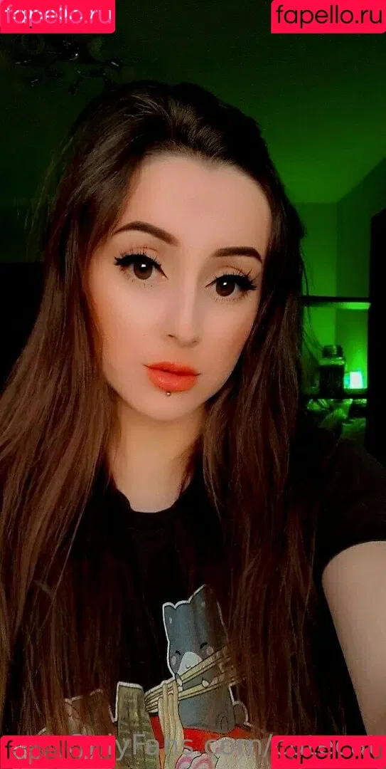 mi_ameli Onlyfans Photo Gallery 