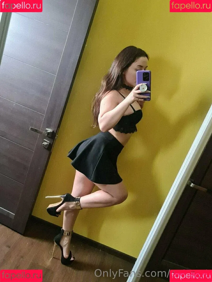 mi_ameli Onlyfans Photo Gallery 