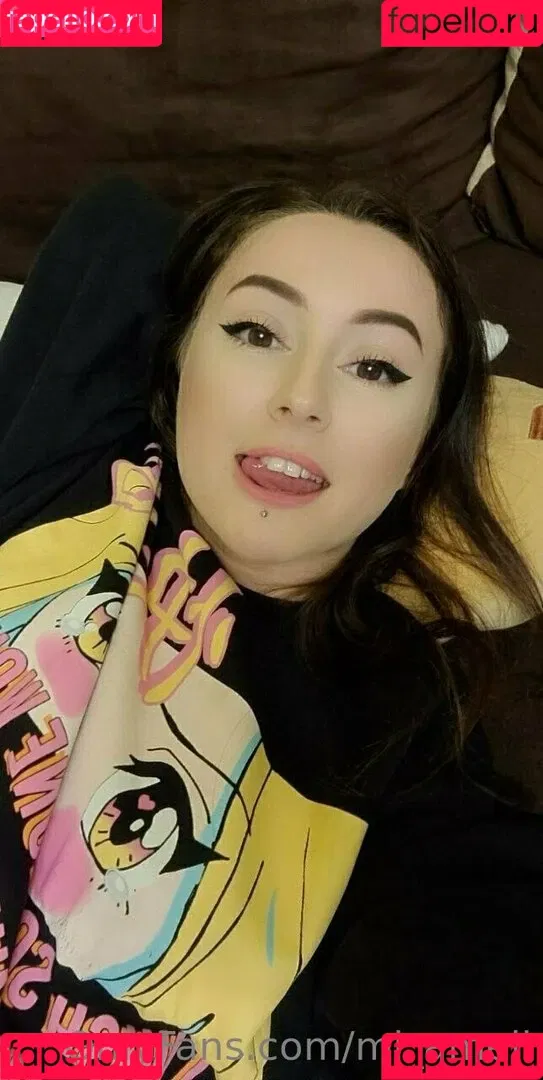 mi_ameli Onlyfans Photo Gallery 