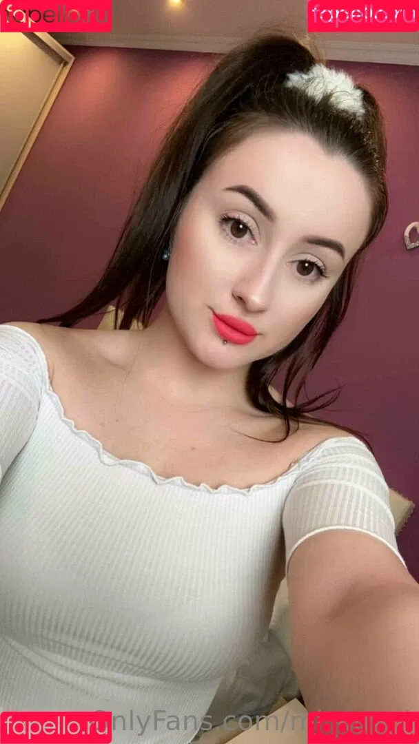 mi_ameli Onlyfans Photo Gallery 