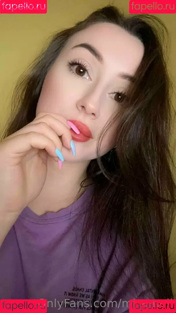 mi_ameli Onlyfans Photo Gallery 