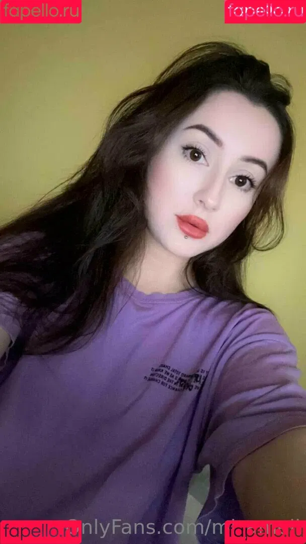 mi_ameli Onlyfans Photo Gallery 