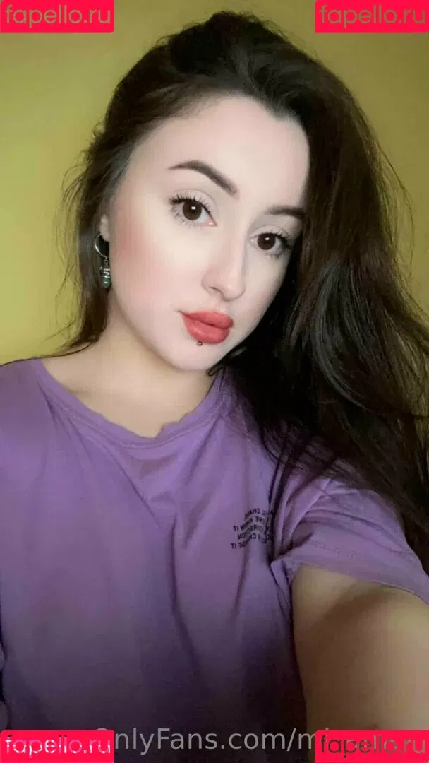 mi_ameli Onlyfans Photo Gallery 