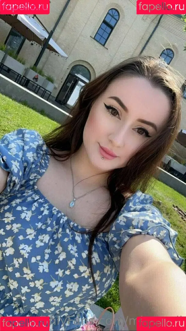 mi_ameli Onlyfans Photo Gallery 