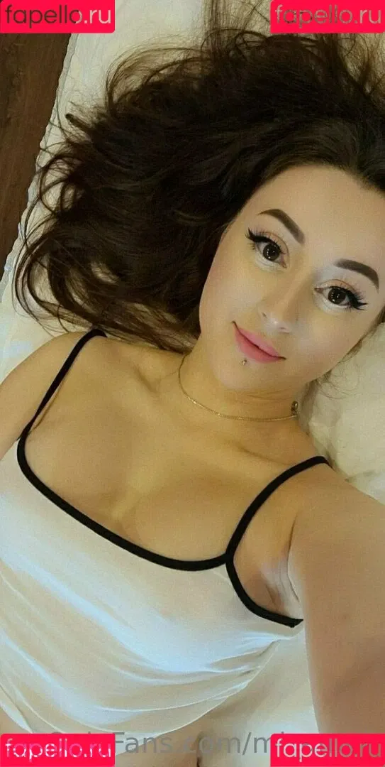 mi_ameli Onlyfans Photo Gallery 