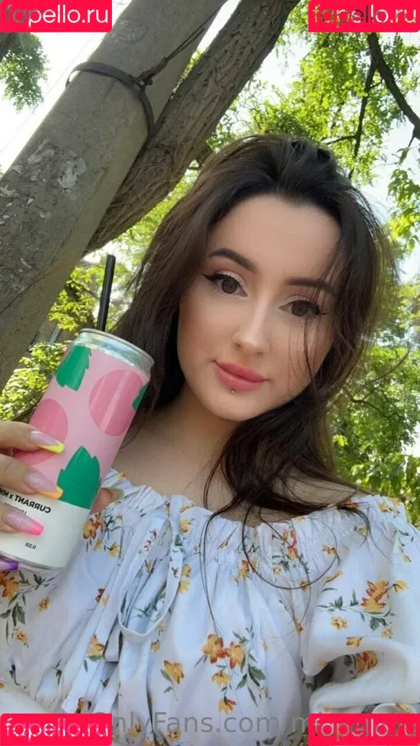 mi_ameli Onlyfans Photo Gallery 