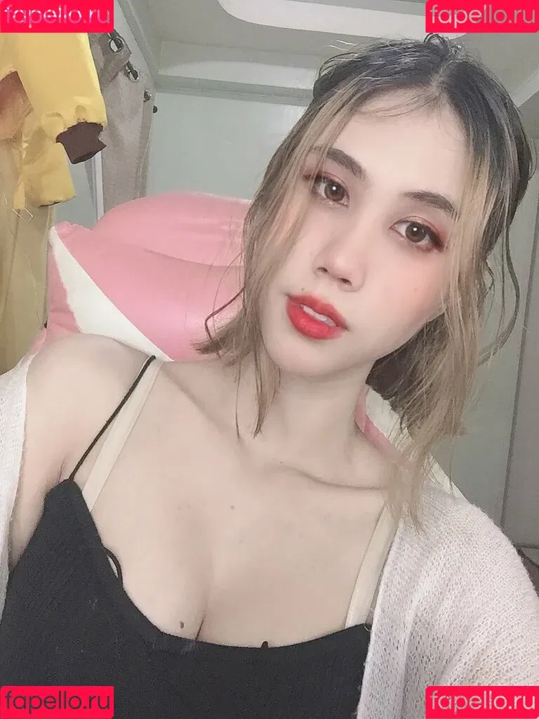 Kura Onee-san Onlyfans Photo Gallery 