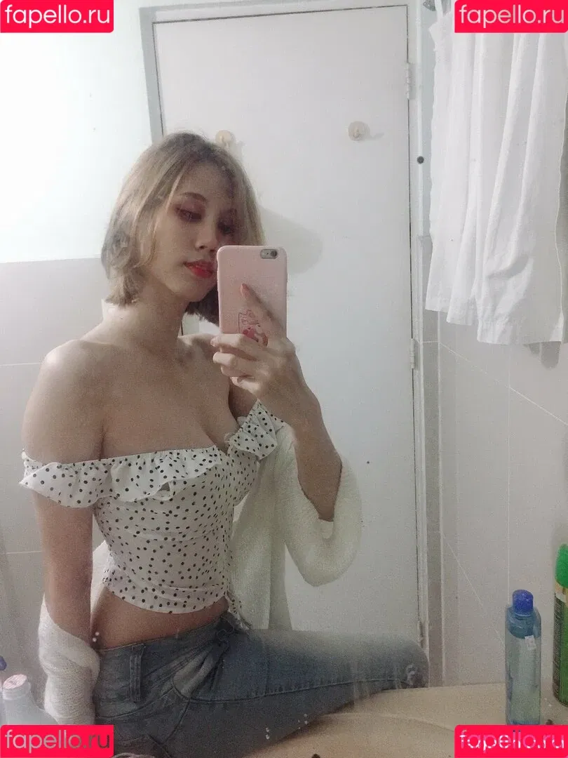 Kura Onee-san Onlyfans Photo Gallery 