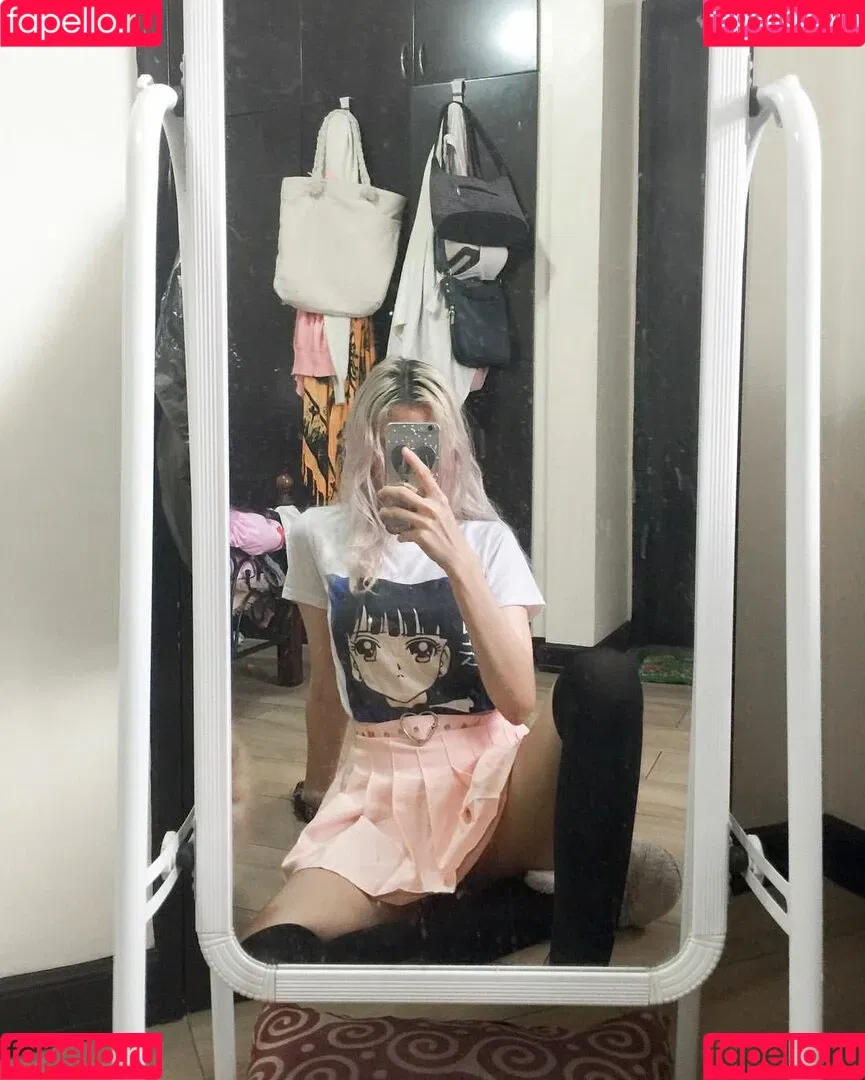 Kura Onee-san Onlyfans Photo Gallery 
