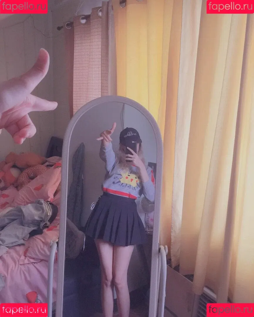 Kura Onee-san Onlyfans Photo Gallery 