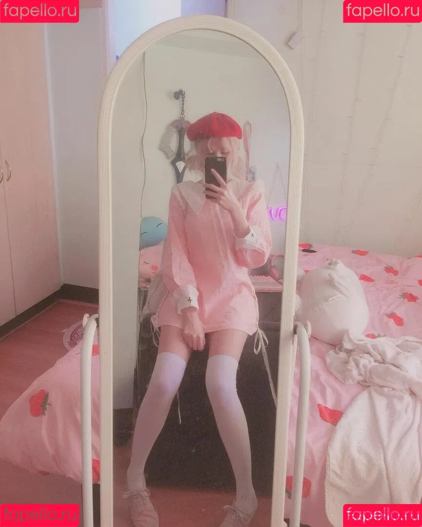 Kura Onee-san Onlyfans Photo Gallery 