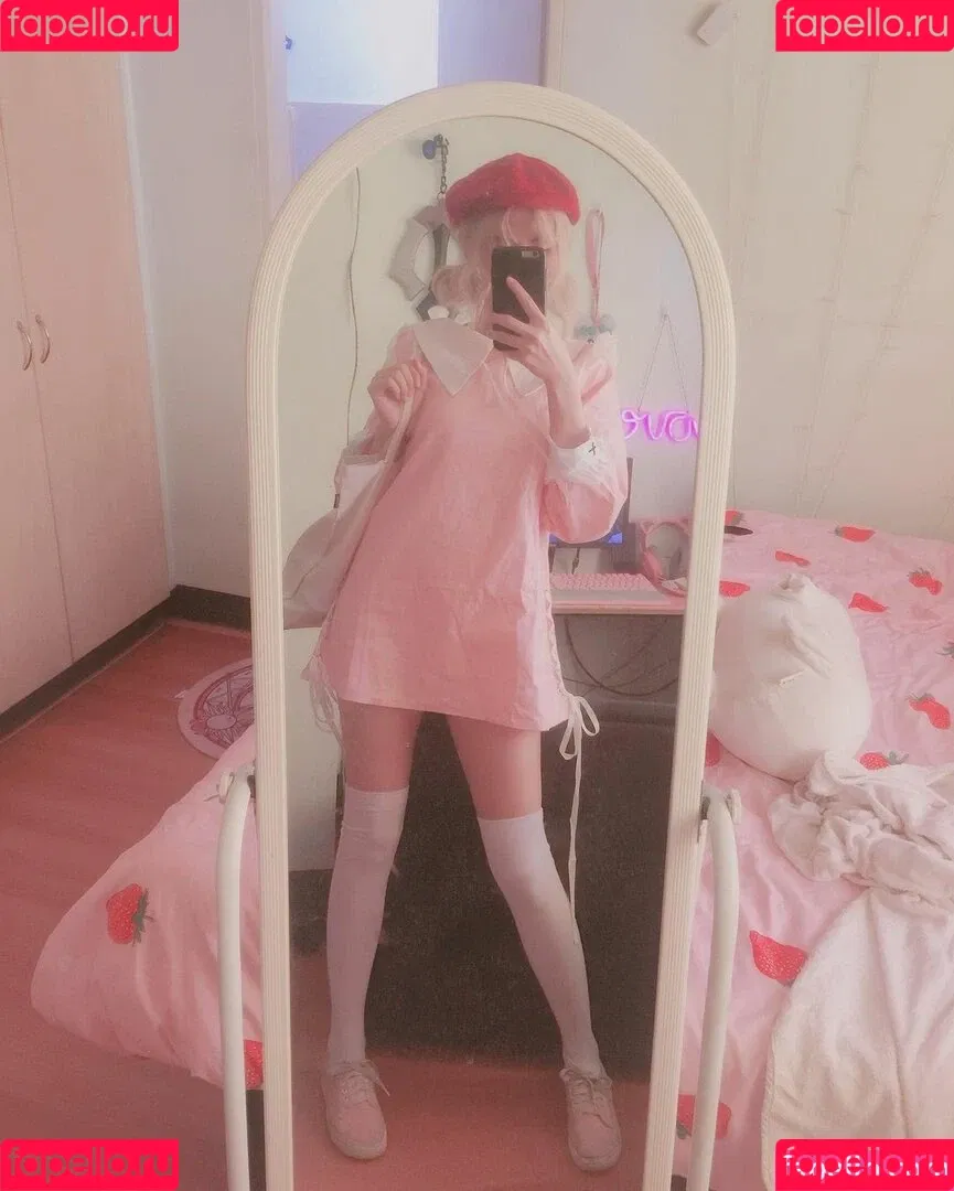Kura Onee-san Onlyfans Photo Gallery 