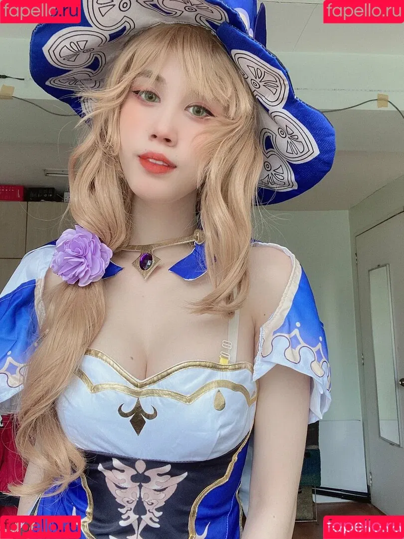 Kura Onee-san Onlyfans Photo Gallery 