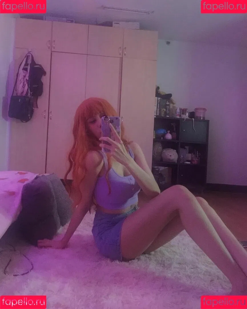Kura Onee-san Onlyfans Photo Gallery 